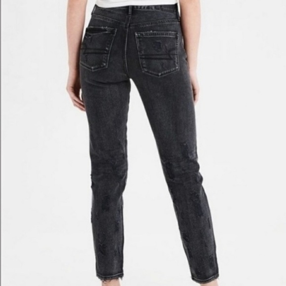 American Eagle Distressed Hi-Rise Girlfriend Jeans 4 Short - Picture 2 of 16